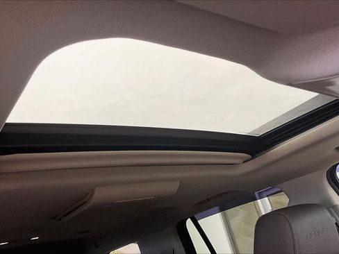 Used 2017 GMC Yukon Denali w/ Open Road Package image 13