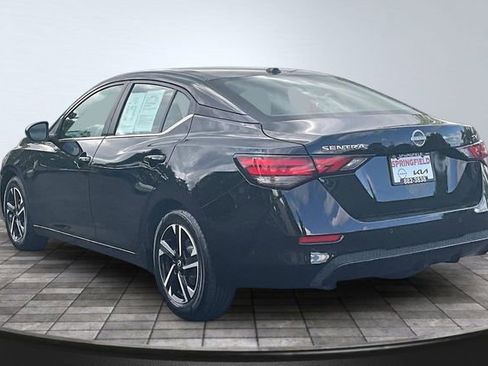 Used 2024 Nissan Sentra SV FWD image 4