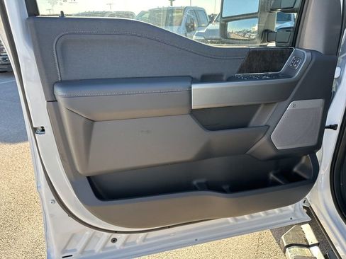 New 2026 Ford F350 Lariat w/ FX4 Off-Road Package image 10