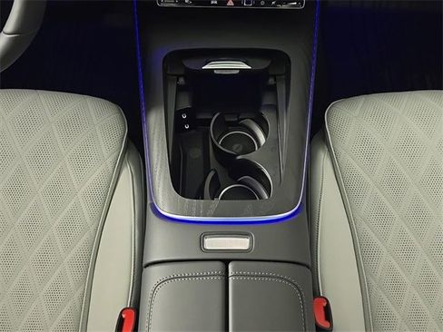 New 2026 Mercedes-Benz E 450 4MATIC Sedan image 24