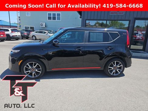 Used 2020 Kia Soul GT-Line w/ GT 2.0L Power Sunroof Package FWD image 3