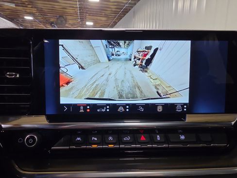 Used 2025 Chevrolet Silverado 1500 High Country w/ High Country Premium Package image 19