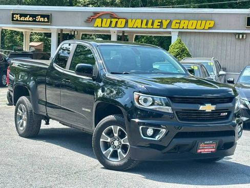 Used 2018 Chevrolet Colorado Z71 AWD/4WD image 1