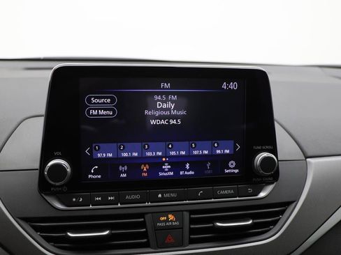 Used 2025 Nissan Altima 2.5 SR image 21