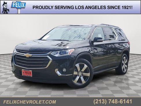 Used 2019 Chevrolet Traverse LT w/ LT Premium Package FWD image 1