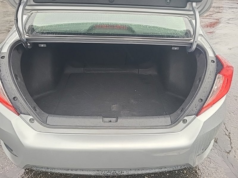 Used 2018 Honda Civic EX-T image 11