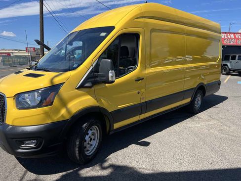 Used 2022 Ford Transit 250 148 High Roof Extended w/ Parcel Delivery Package RWD image 3