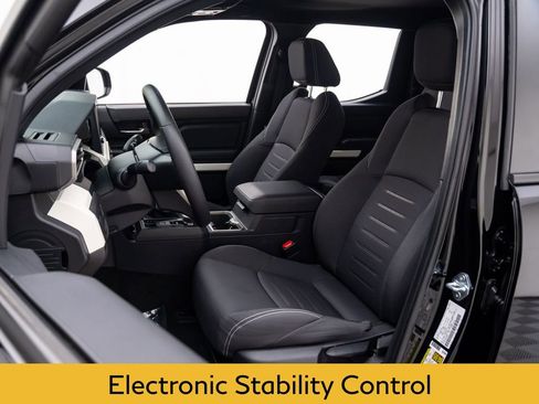 Used 2024 Toyota Tacoma TRD Off-Road image 16