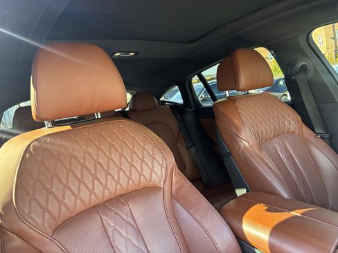 Used 2024 BMW X6 xDrive40i w/ Premium Package image 24