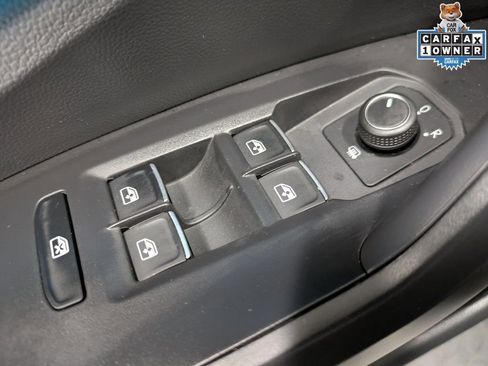 Used 2021 Volkswagen Jetta SEL Premium image 11