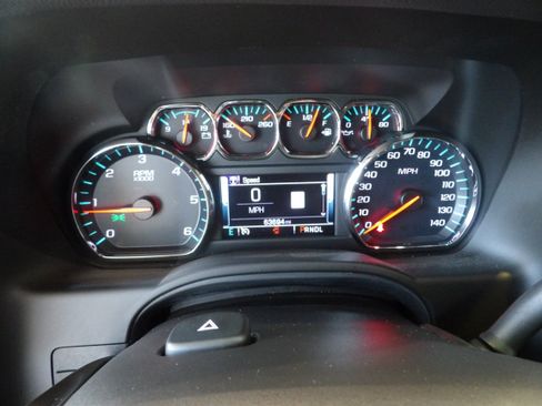Used 2018 Chevrolet Tahoe LT AWD/4WD image 9