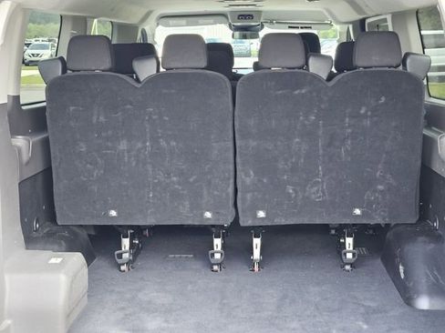 Used 2024 Ford Transit 350 XLT RWD image 29