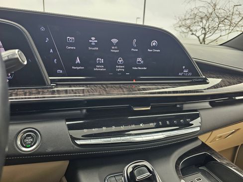 Used 2023 Cadillac Escalade Premium Luxury w/ Performance Package image 52