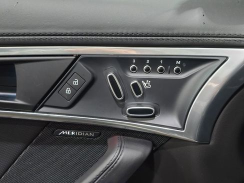 Used 2021 Jaguar F-TYPE R-Dynamic image 20