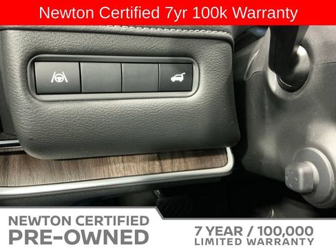 Used 2025 Nissan Armada SL w/ Captain's Chari Seat Package RWD image 54