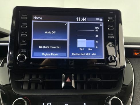 Used 2021 Toyota Corolla LE image 20