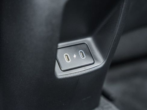 Certified 2025 Hyundai Elantra Sport image 30