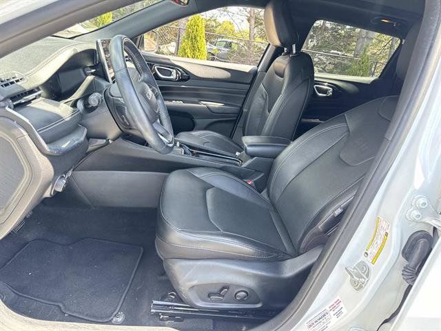Used 2022 Jeep Compass High Altitude AWD/4WD image 7