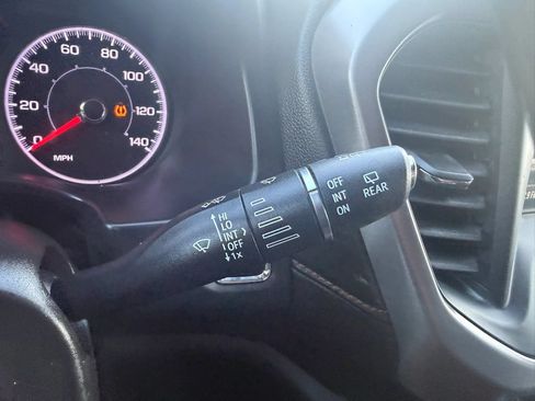 Used 2019 GMC Acadia SLE w/ Driver Alert Package I AWD/4WD image 15