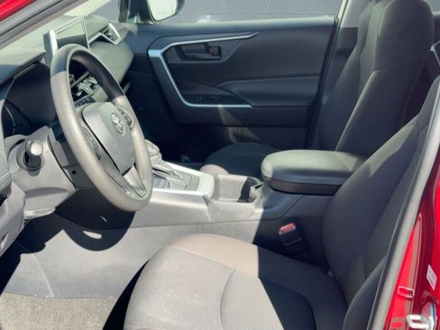 Used 2024 Toyota RAV4 LE image 5