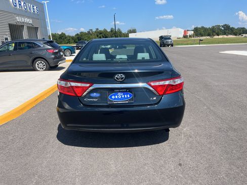Used 2016 Toyota Camry LE FWD image 6
