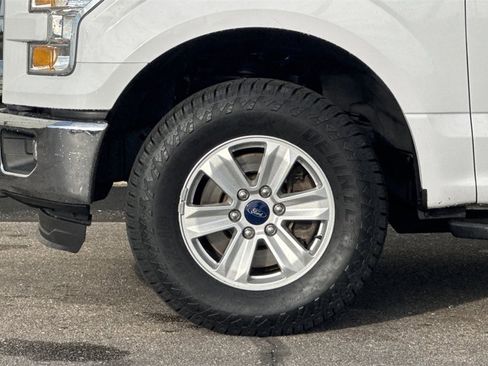 Used 2015 Ford F150 XLT w/ Equipment Group 301A Mid image 26