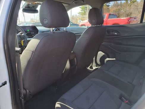 Certified 2024 Chevrolet Trax RS image 12