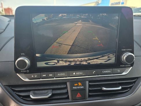 Used 2024 Nissan Altima 2.5 SR image 13