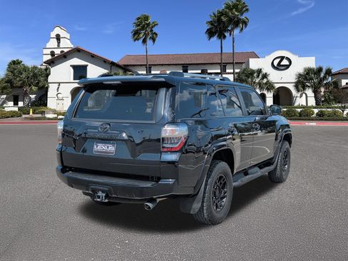 Used 2023 Toyota 4Runner SR5 Premium w/ Moonroof Package RWD image 2