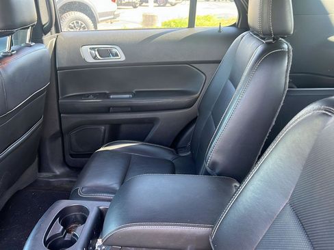 Used 2014 Ford Explorer Sport w/ Equipment Group 401A AWD/4WD image 18