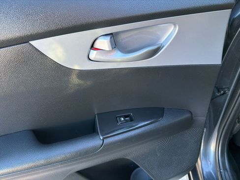 Used 2023 Kia Forte LXS image 23