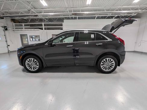 Certified 2024 Cadillac XT4 Premium Luxury w/ Cold Weather Package AWD/4WD image 12