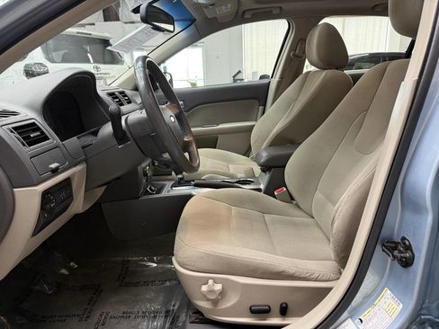 Used 2010 Ford Fusion Hybrid FWD image 11