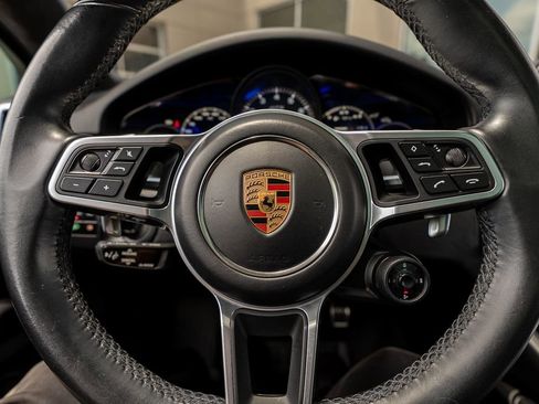 Used 2021 Porsche Cayenne GTS AWD/4WD image 36