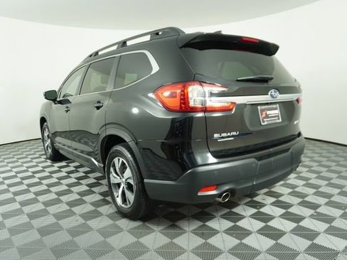 Certified 2025 Subaru Ascent Premium AWD/4WD image 5
