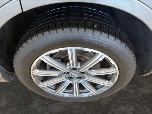 Used 2018 Audi Q7 3.0T Premium Plus AWD/4WD image 45