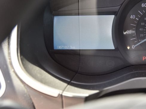 Used 2020 Ford Edge SEL w/ Convenience Package FWD image 8