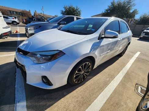 Used 2016 Toyota Corolla S image 2
