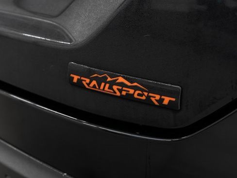 Certified 2023 Honda Pilot TrailSport image 7