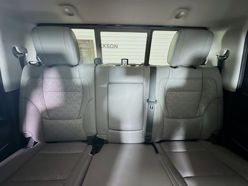 Used 2022 Toyota Tundra SR5 image 30