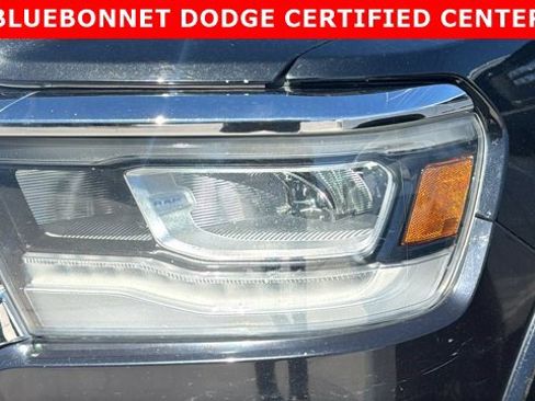 Used 2020 RAM 1500 Laramie AWD/4WD image 9
