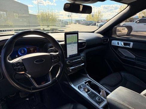 Used 2020 Ford Explorer ST w/ Premium Technology Package AWD/4WD image 9