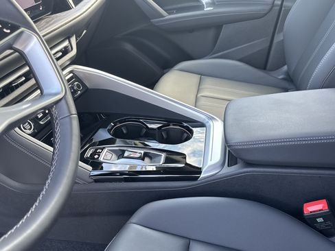 Used 2025 Audi Q5 Premium w/ Convenience Package AWD/4WD image 24