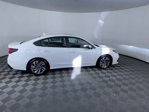 Used 2025 Subaru Legacy Limited image 9