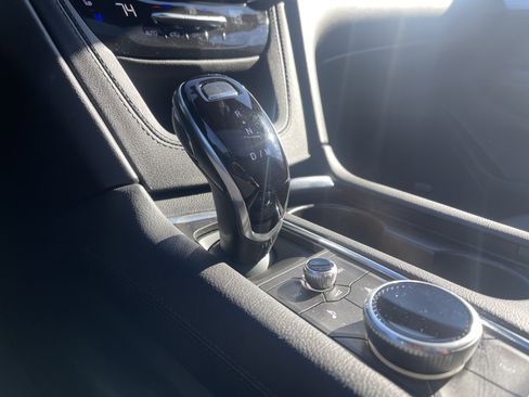 Certified 2025 Cadillac XT6 Premium Luxury image 34