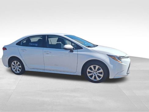 Used 2024 Toyota Corolla LE image 10
