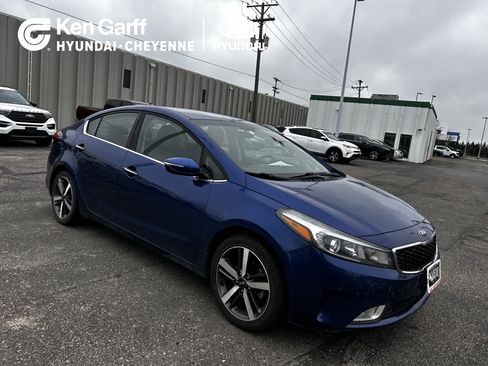 Used 2018 Kia Forte EX image 1