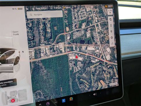 Used 2022 Tesla Model 3 Long Range image 22