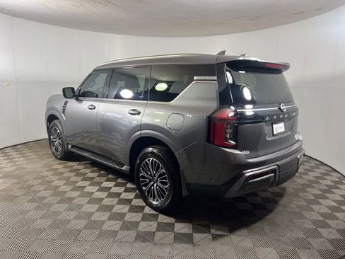 New 2025 Nissan Armada SL w/ Captain's Chari Seat Package image 4