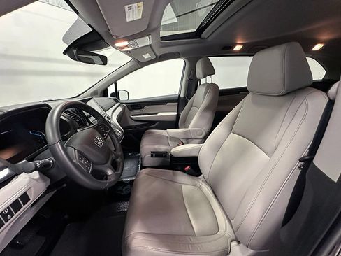 Used 2021 Honda Odyssey EX-L image 23